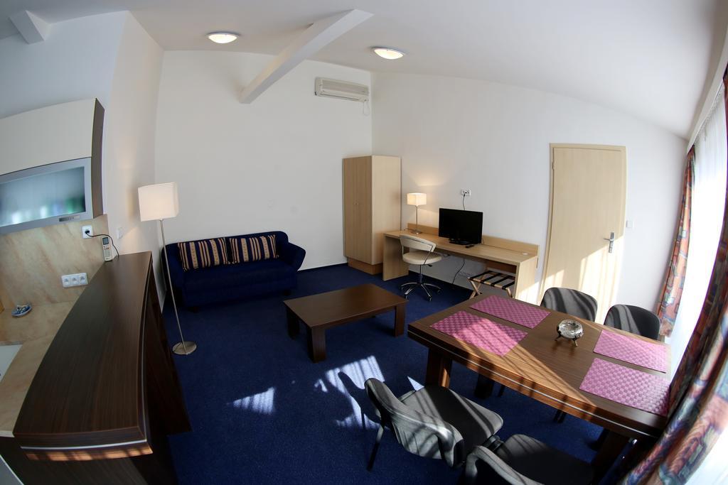 Apartments Kroměříž 部屋 写真