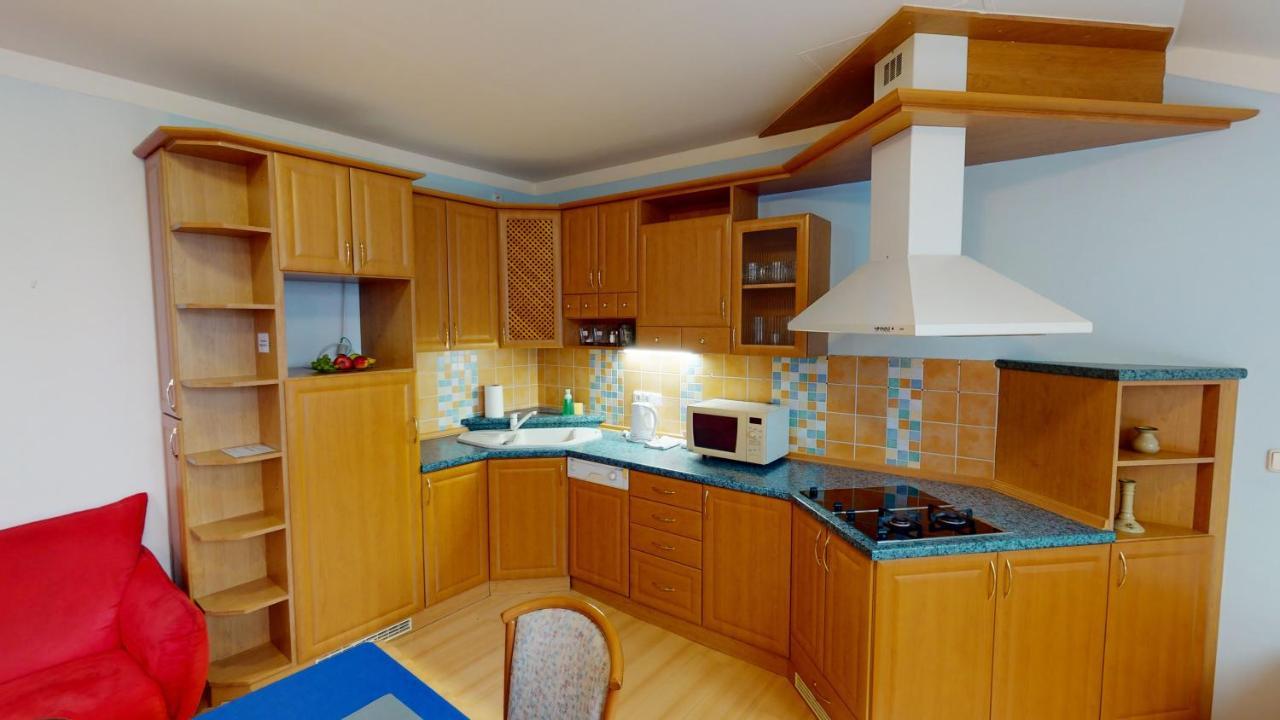 Apartments Kroměříž エクステリア 写真