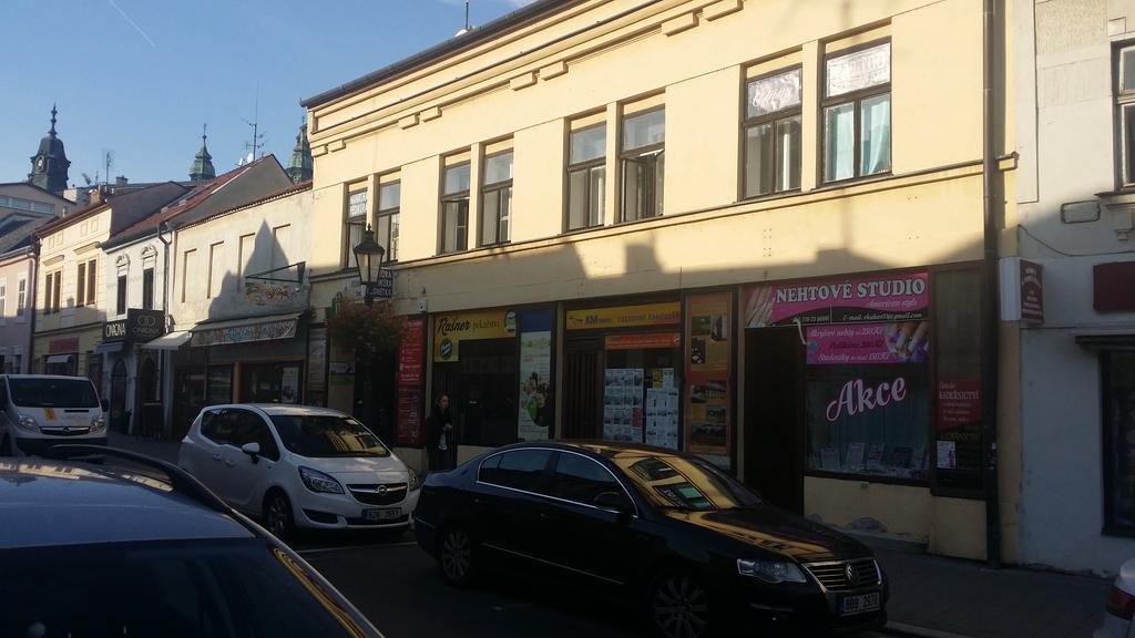 Apartments Kroměříž エクステリア 写真