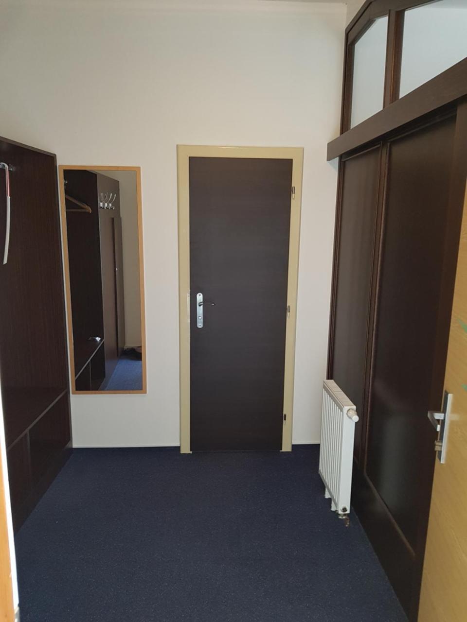 Apartments Kroměříž エクステリア 写真