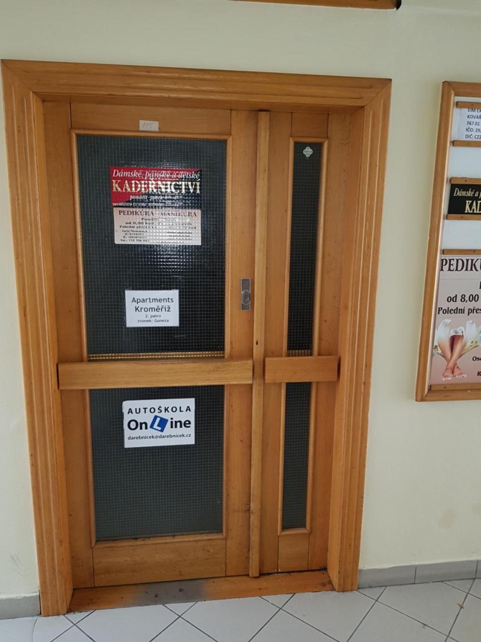 Apartments Kroměříž エクステリア 写真